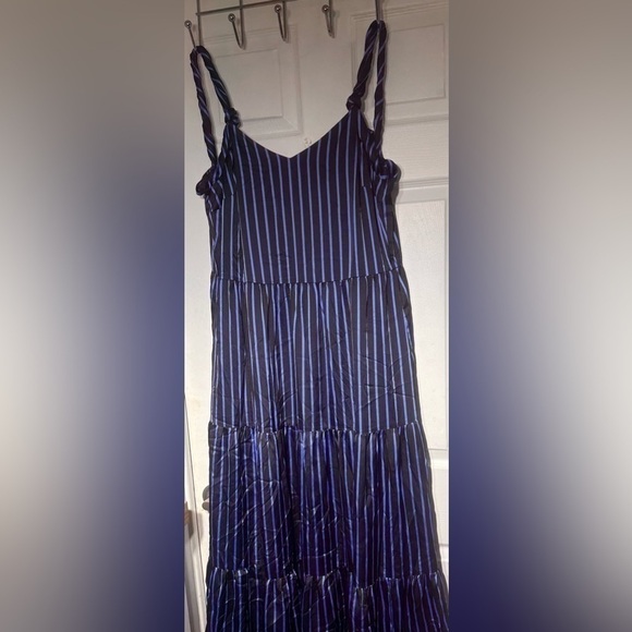 Stripe Knotted Maxi Dress  | Banana Republic - Picture 5 of 8